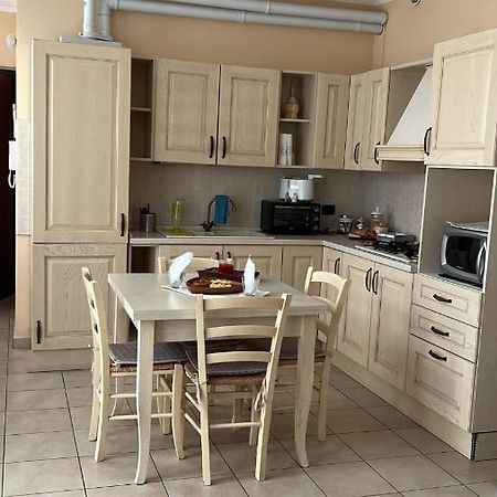 Casa Mimi Lägenhet Arsago Seprio Exteriör bild